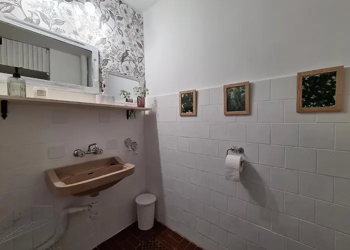 Pokoje Goscinne Orla 4 I ホームステイ ミエンジズドロイェ