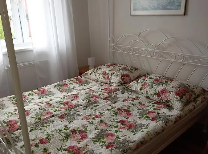 Pokoje Goscinne Orla 4 I * ミエンジズドロイェ