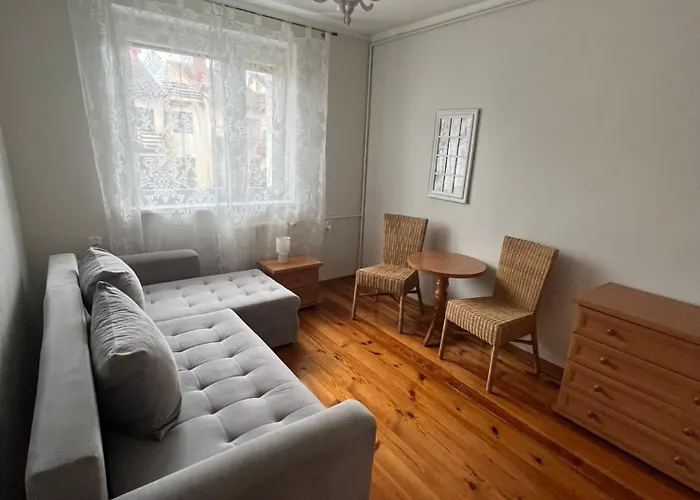 Pokoje Goscinne Orla 4 I ミエンジズドロイェ